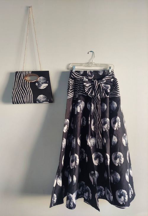 Statement in Motion Maxi Skirt & Purse Set
